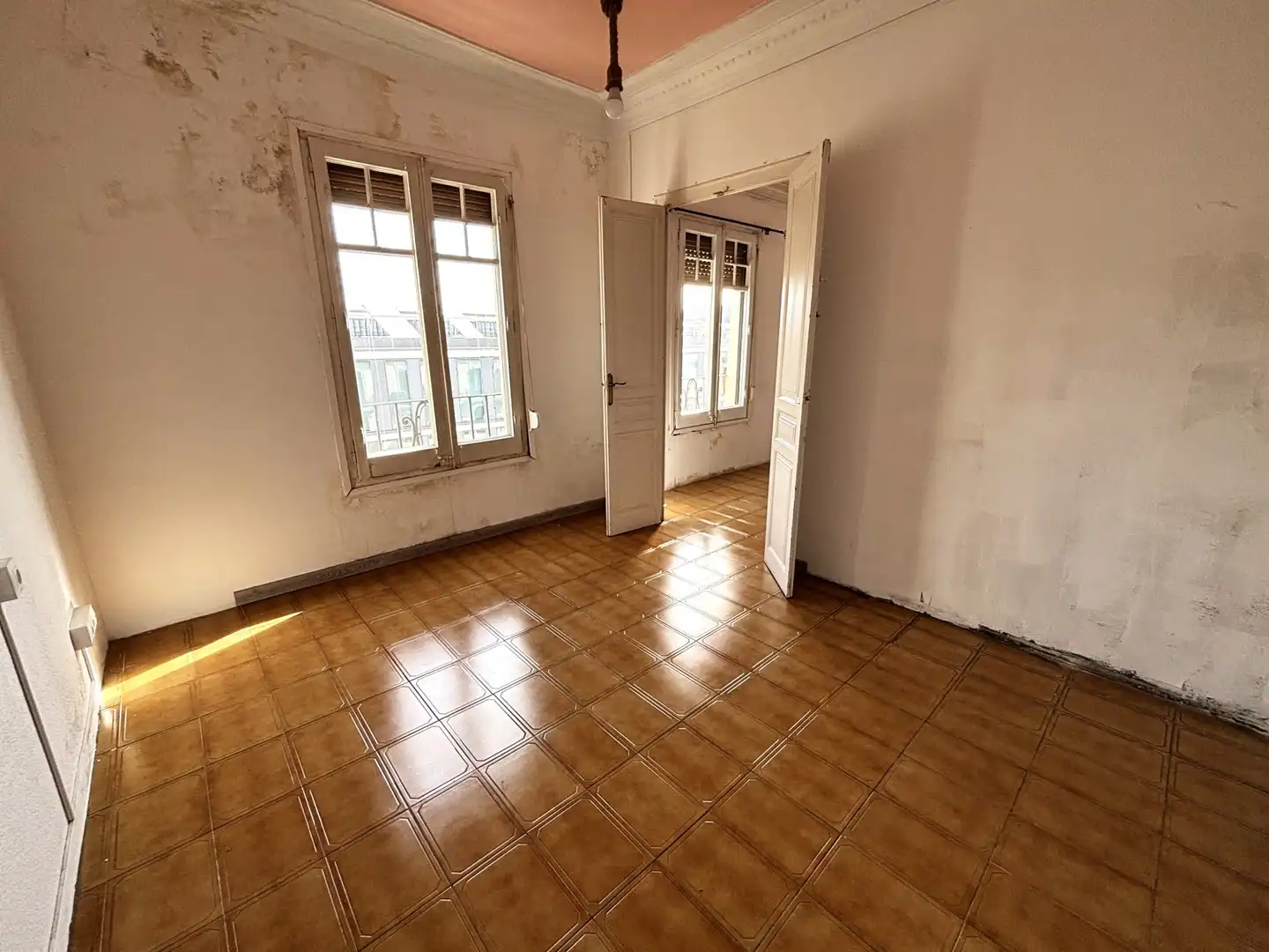 Habitación de Piso en venta en Barcelona con Balcón