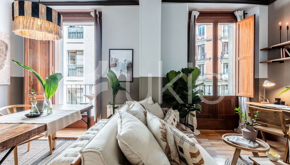 Apartamento de alquiler en Calle de la Bola, Palacio - Imagen 2