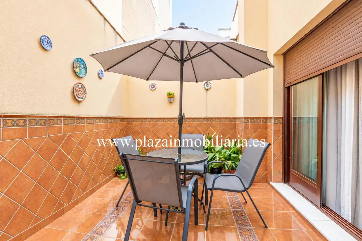 Casa amb balcó en venda a Jardin Lucena, imagen 10