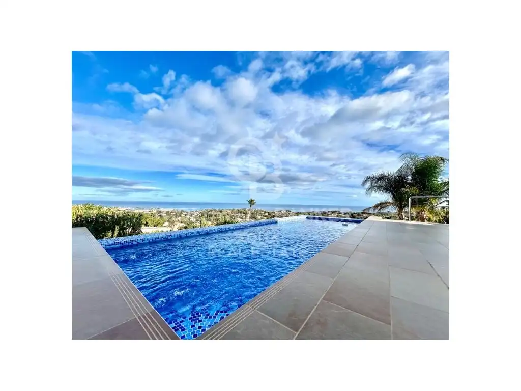 Villa avec piscine à vendre à El Montgó