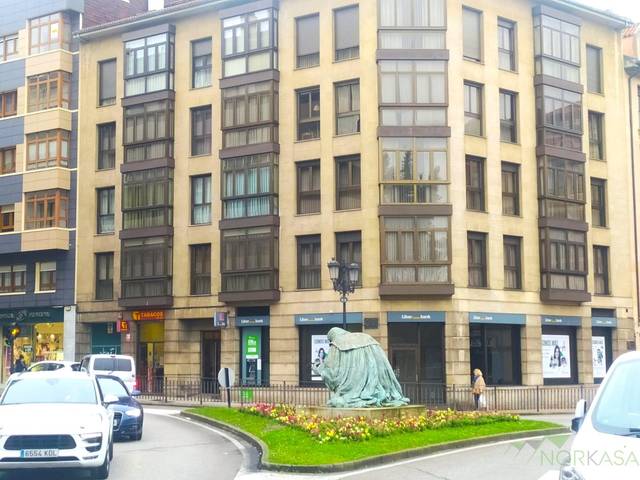 Local comercial en Venta en  Campomanes en Fontán