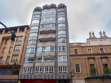 Ufficio con ascensore in affitto a Calle Coso 55