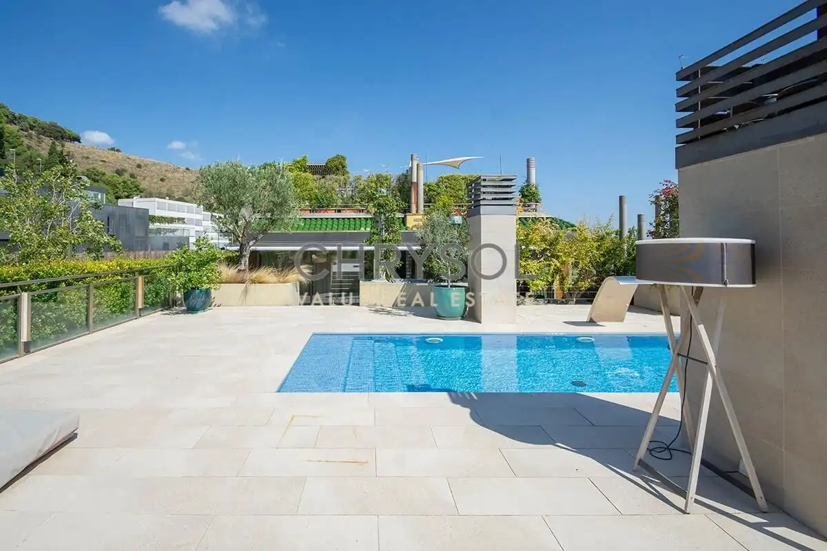 Piscina de Àtic en venda en Barcelona amb Aire condicionat, Parquet i Terrassa