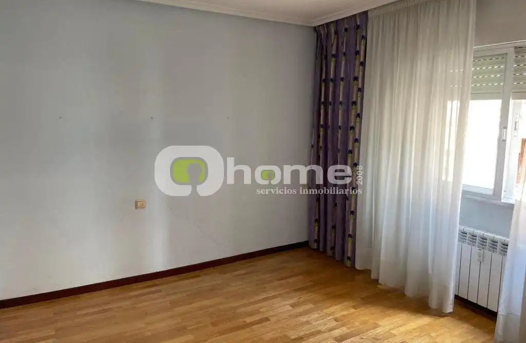 Habitación de Piso en venta en Zamora Capital  con Calefacción, Parquet y Lavadora