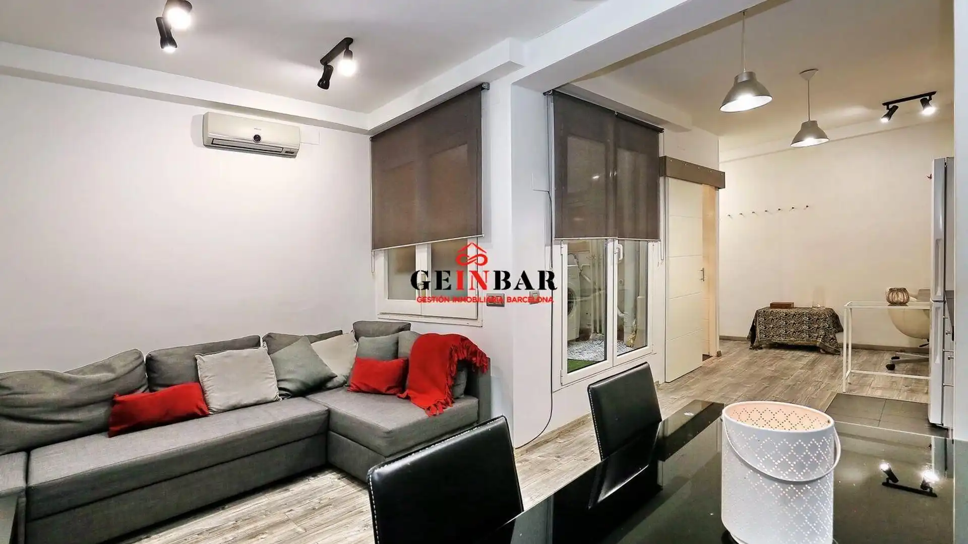 Flat for sale in  Barcelona Capital  with Parquet flooring