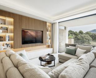 Sala d'estar de Apartament en venda en Marbella amb Aire condicionat, Terrassa i Traster