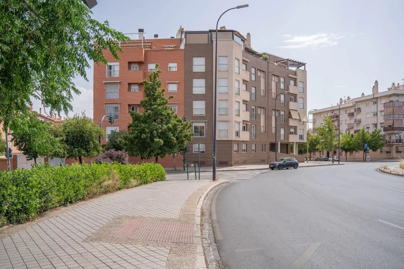 Exterior view of Flat for sale in Granada  with Air Conditioner, Heating and Terrace