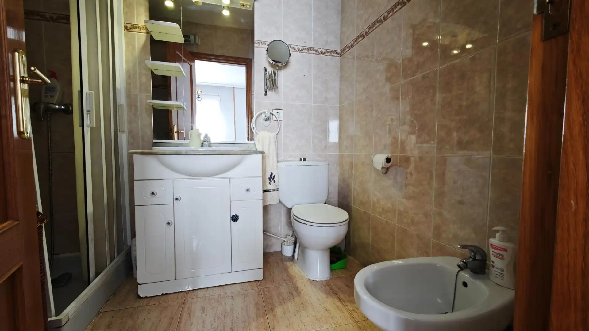 Badezimmer von Wohnung zum Verkauf in Ceutí