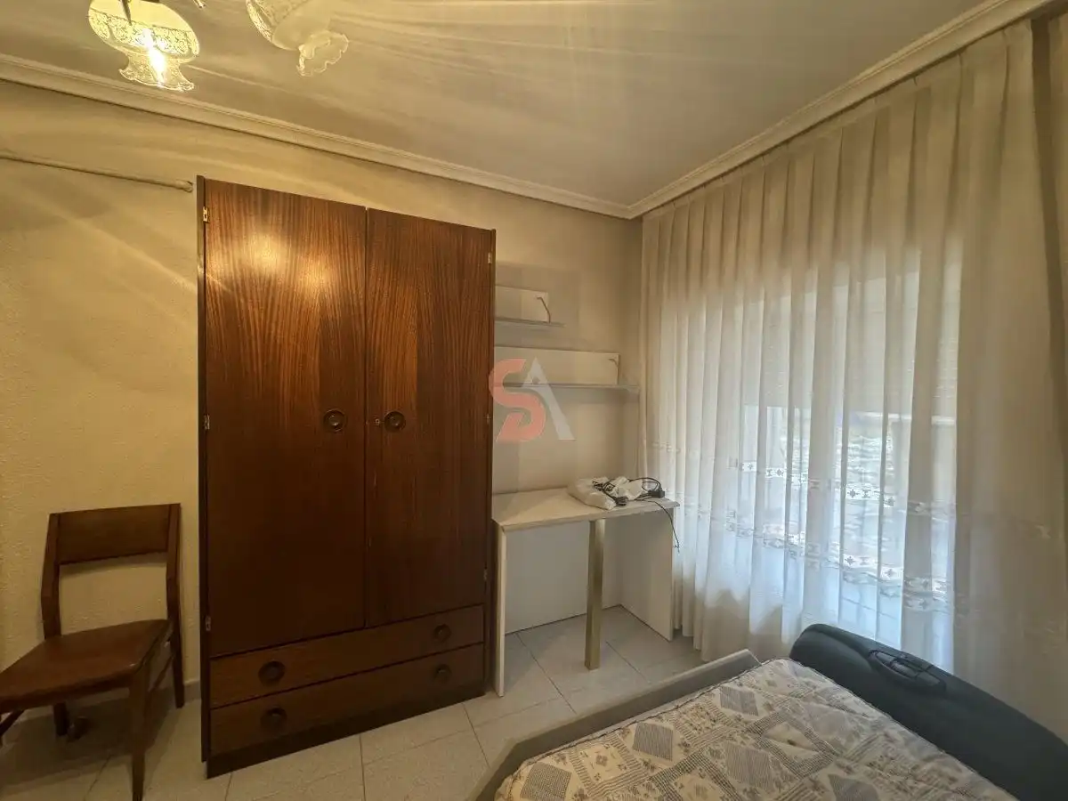 Dormitori de Casa o xalet en venda en Renedo de Esgueva amb Calefacció