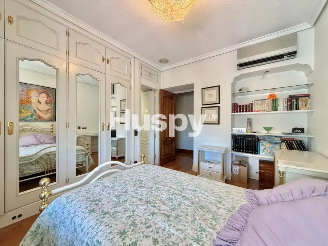 Piso con ascensor en venta en Calle del Aviador Zorita, imagen 26