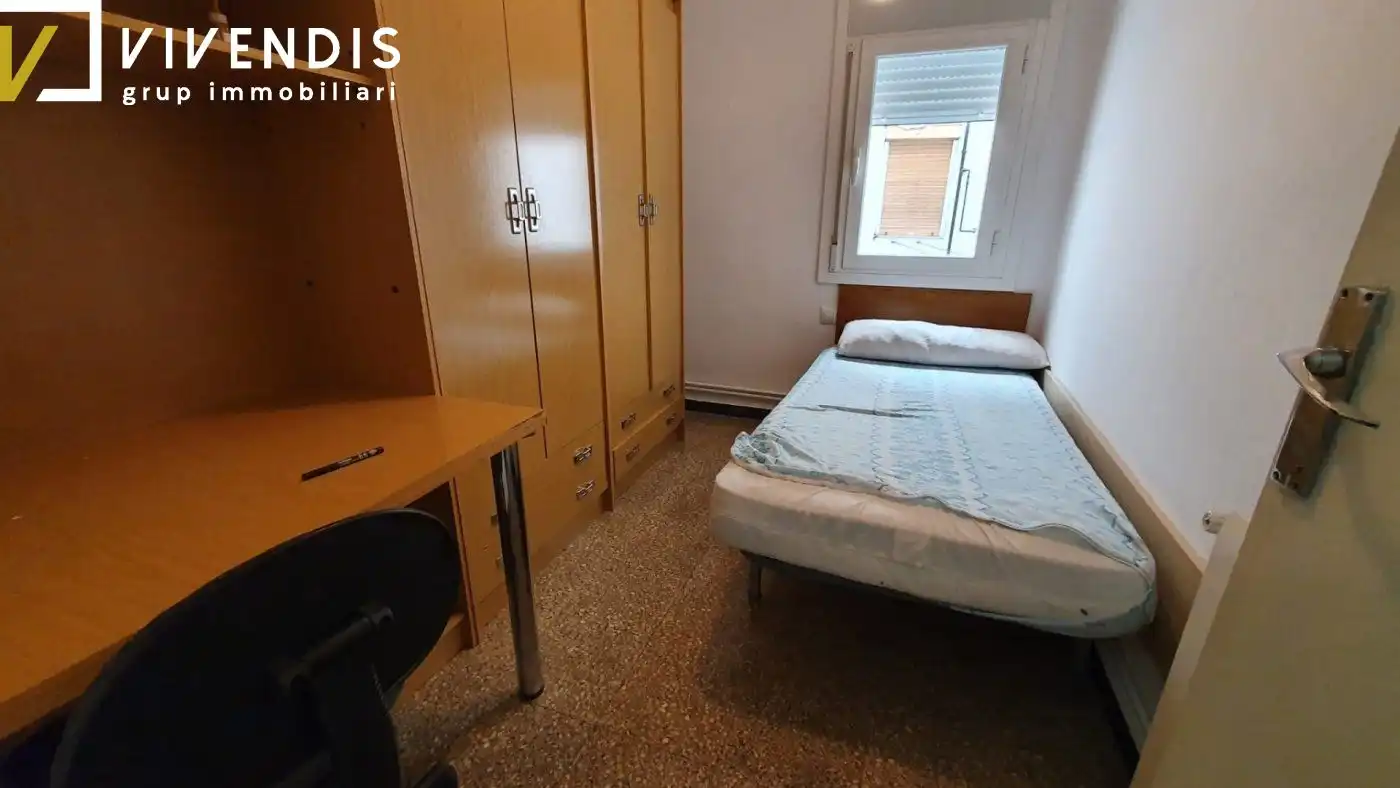 Flat for rent in Calle UNIO, Instituts - Universitat