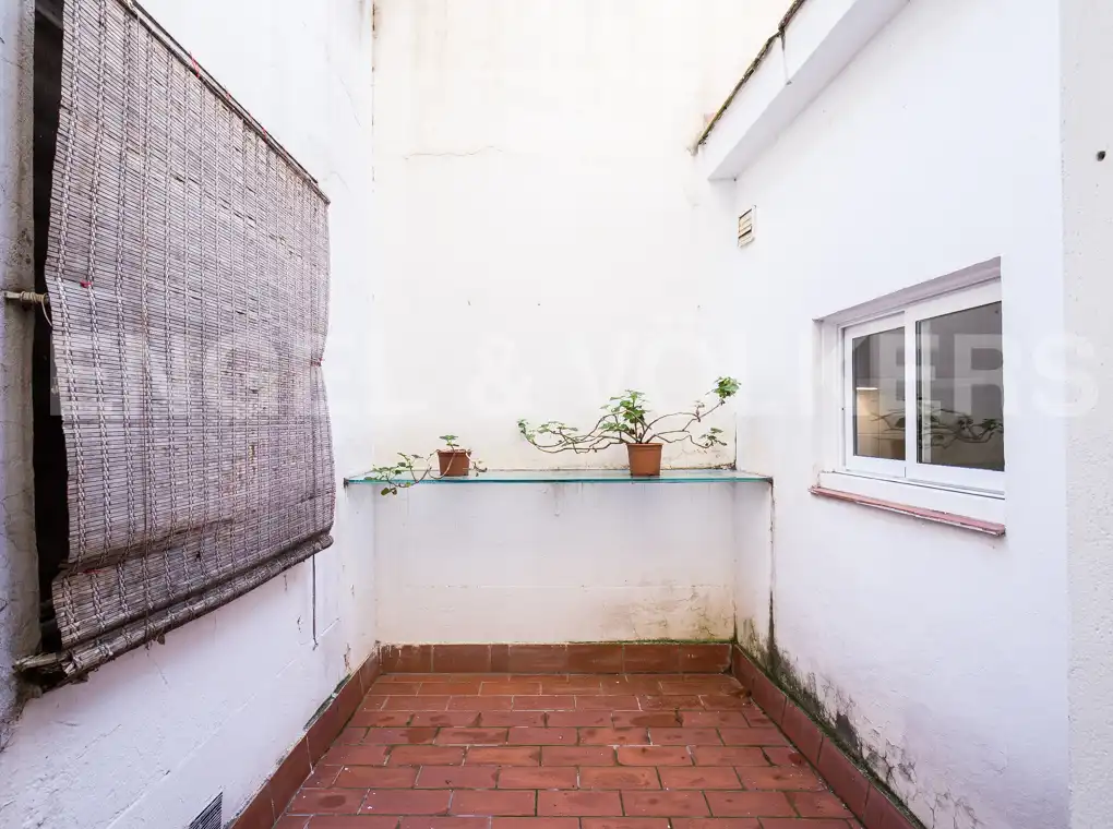 Balcony of Flat for sale in Barcelona  with Heating