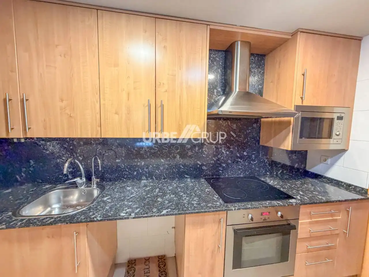 Cocina de Piso en venta en Martorell con Aire acondicionado y Terraza