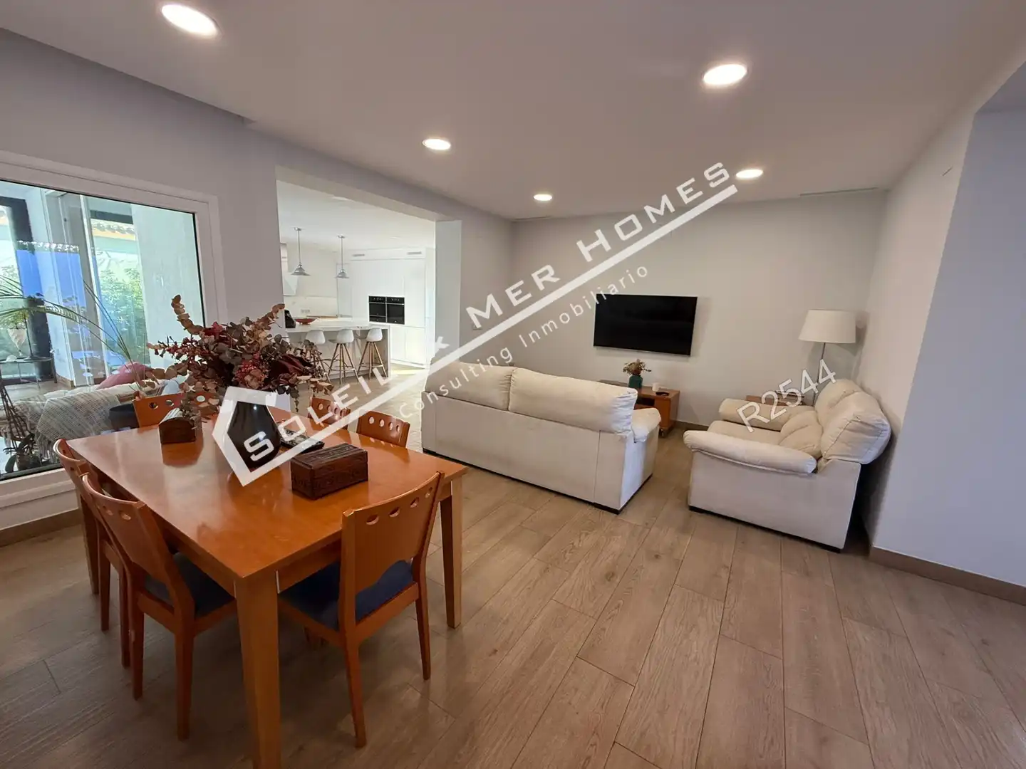 Sala d'estar de Casa o xalet en venda en El Puerto de Santa María