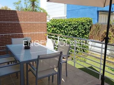 Adossat amb piscina de lloguer a Almenara