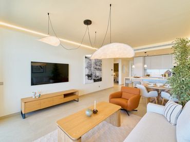 Neubau-Wohnung mit Pool zum Verkauf in Avenida 8 de Marzo 35