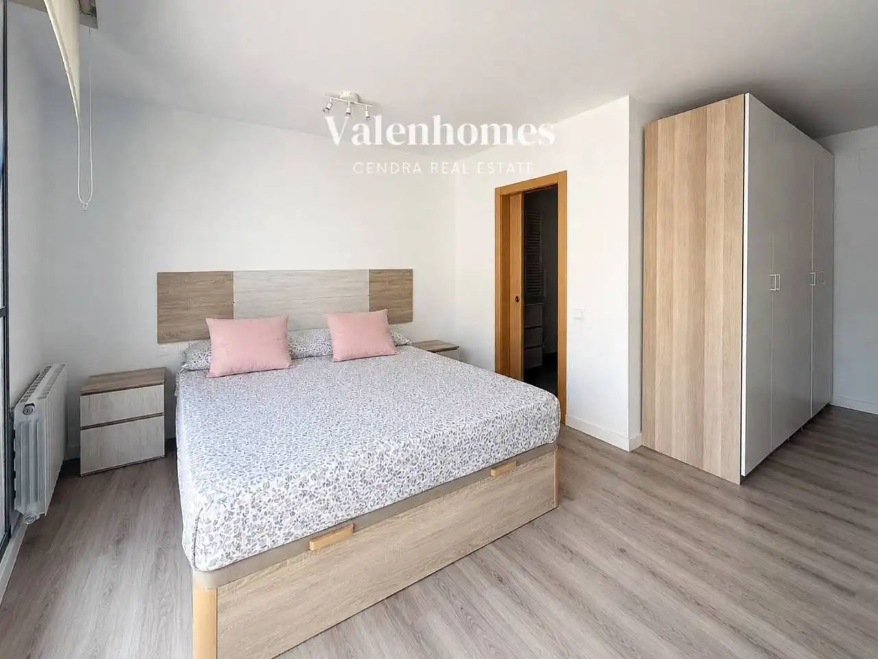 Dormitori de Casa o xalet en venda en Terrassa amb Aire condicionat, Calefacció i Terrassa