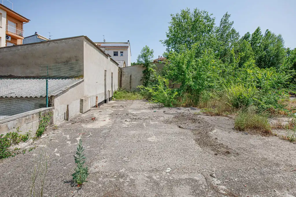 Terreny rústic en venda a Av Santa Coloma, imagen 24