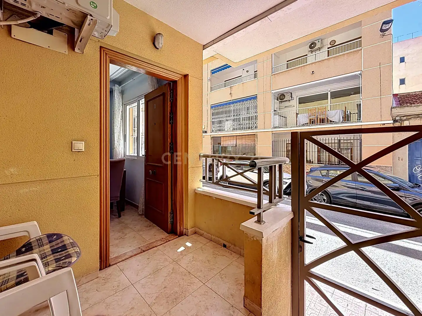 Vista exterior de Planta baja en venta en Torrevieja