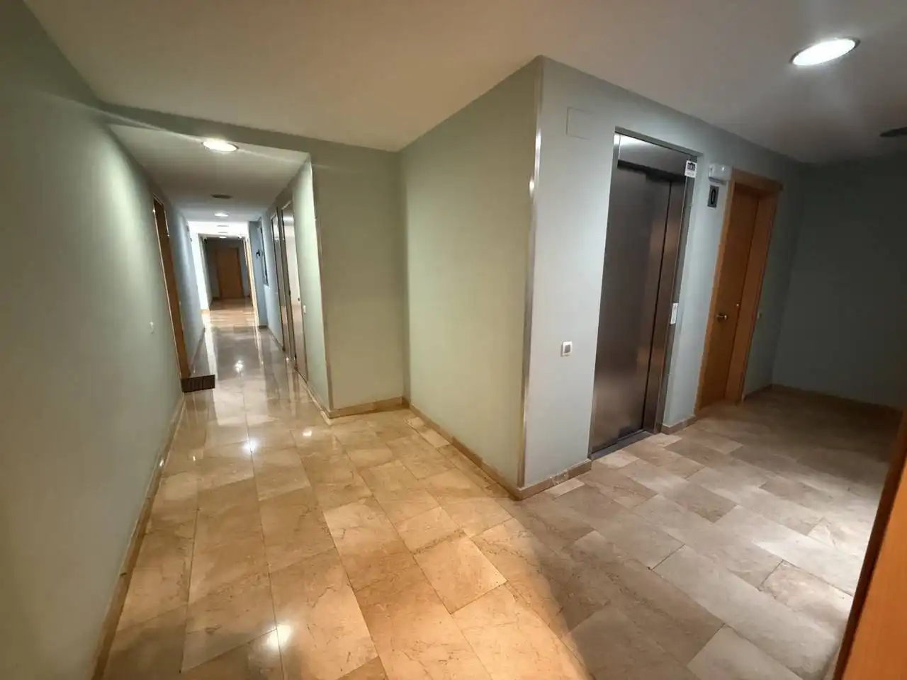 Wohnung zum Verkauf in Sabadell mit Klimaanlage, Heizung und Parkett