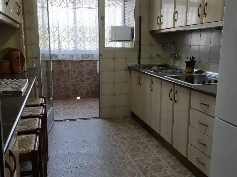 Küche von Wohnung zur Miete in Beiro