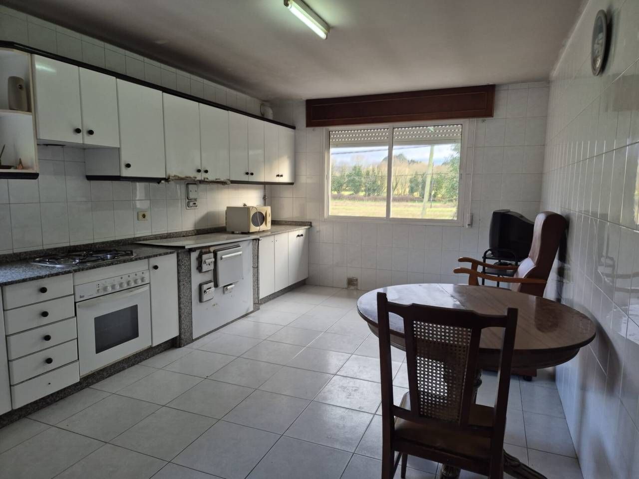 Cocina de Casa o chalet en venta en Sobrado (A Coruña) con Jardín privado