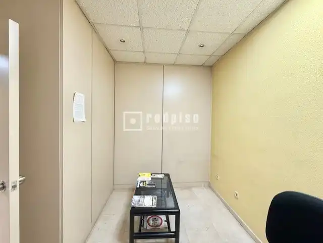 Büro zum Verkauf in Madrid mit Klimaanlage, Heizung und Terrasse