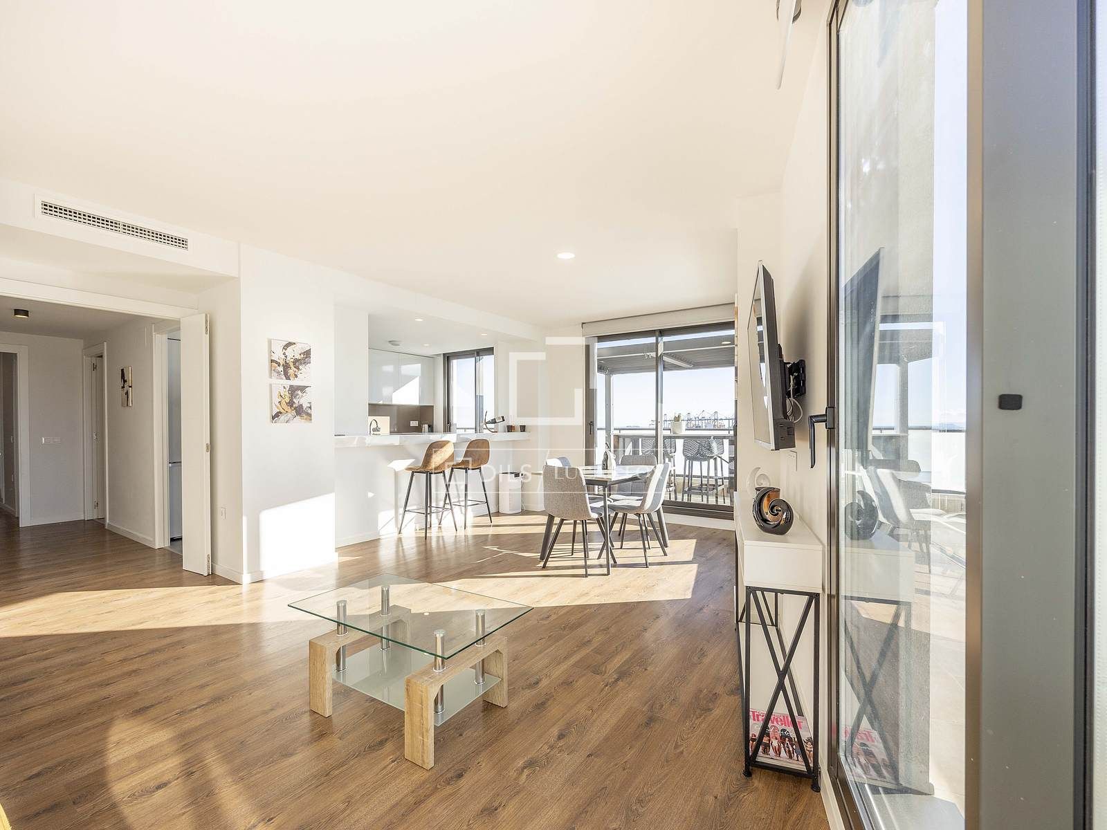 Sala d'estar de Àtic en venda en  Valencia Capital amb Aire condicionat, Calefacció i Jardí privat