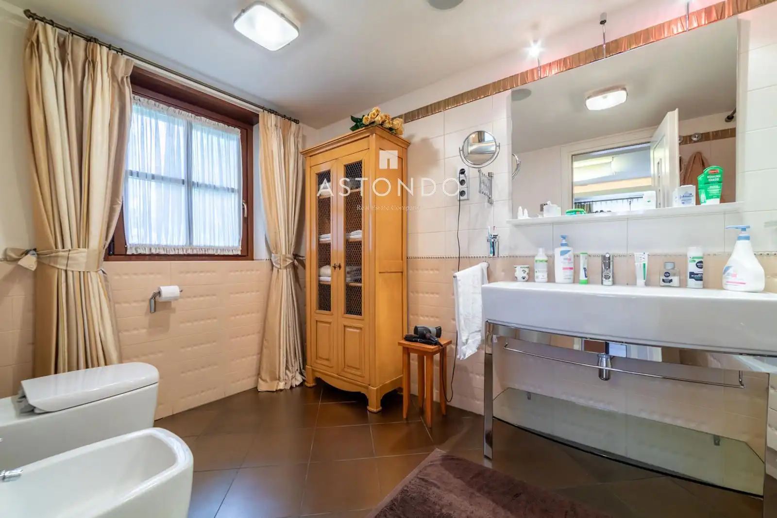 Baño de Casa o chalet en venta en Madrid con Aire acondicionado, Calefacción y Terraza