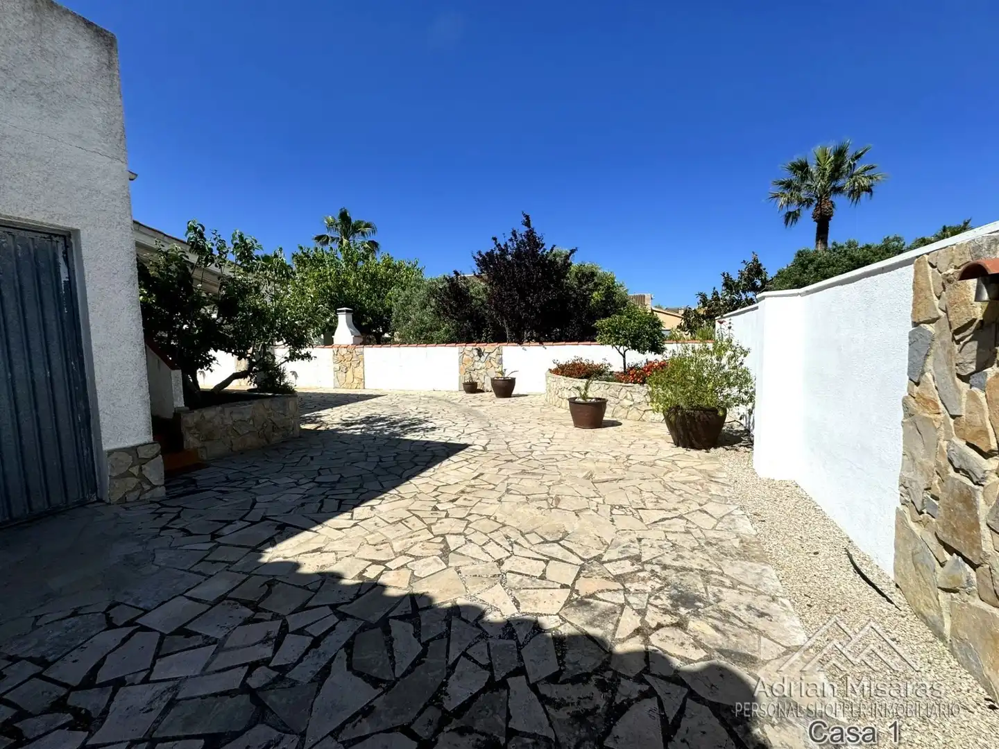 Vista exterior de Casa o chalet en venta en Deltebre con Aire acondicionado, Piscina y Amueblado