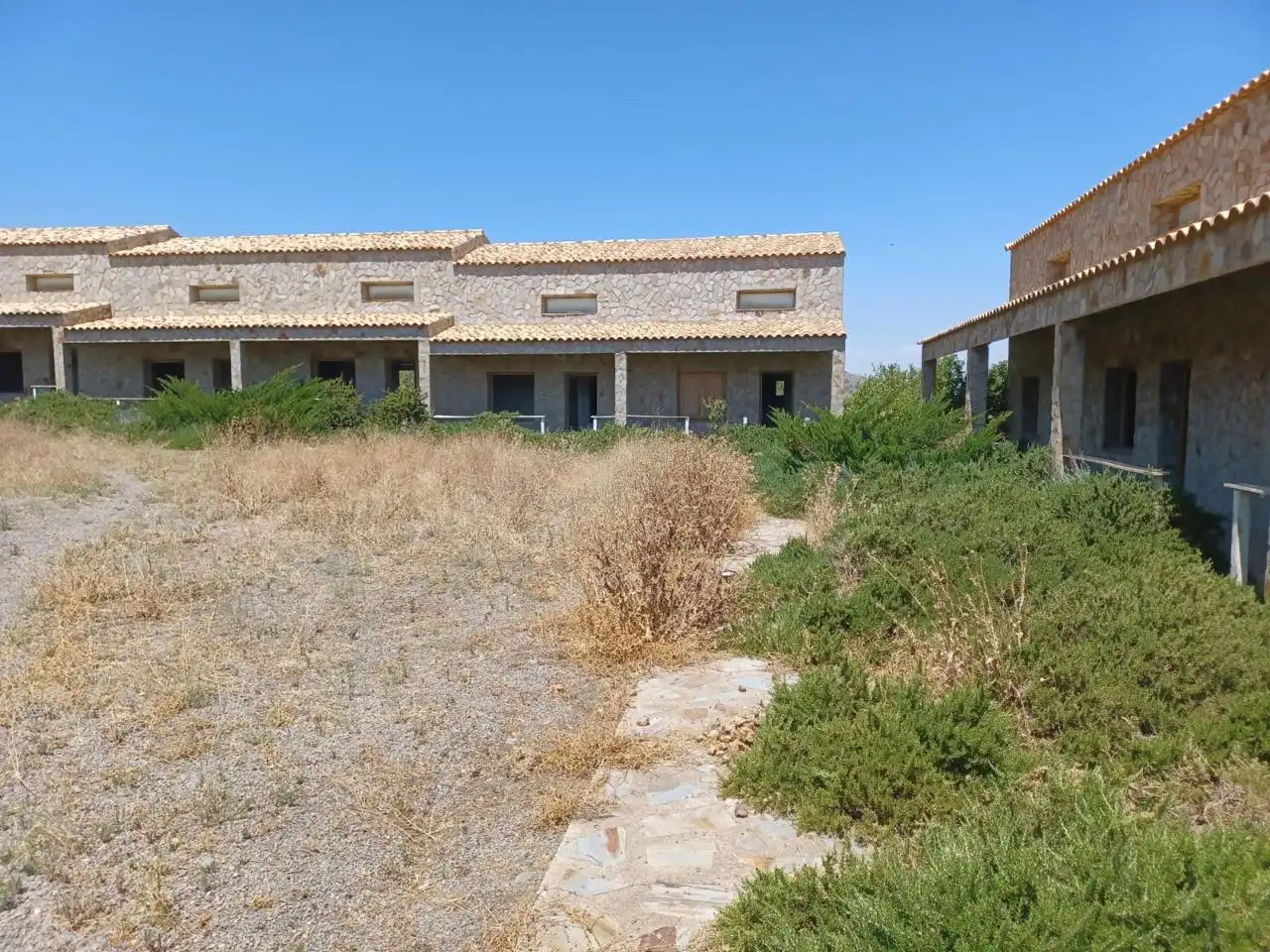 Buildings for sale in Dólar