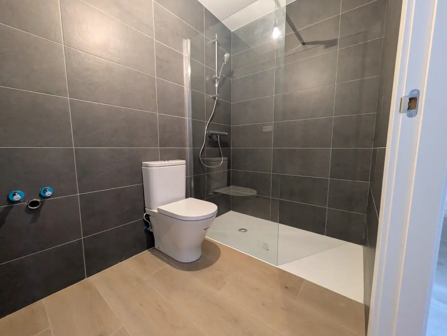 Baño de Piso en venta en Donostia - San Sebastián  con Calefacción, Terraza y Trastero