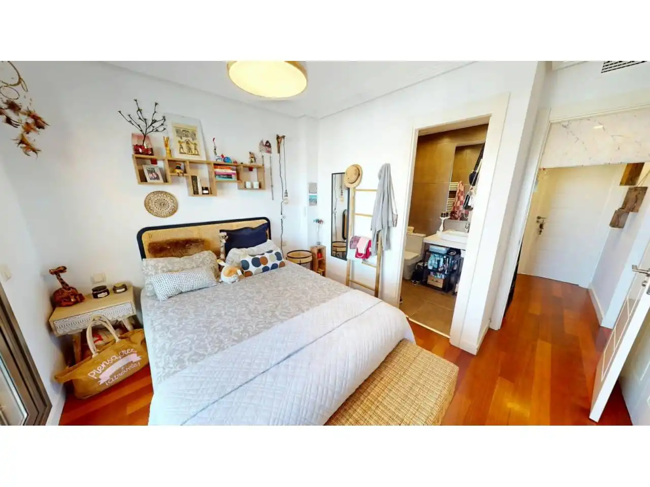 Bedroom of Attic for rent in Carabanchel