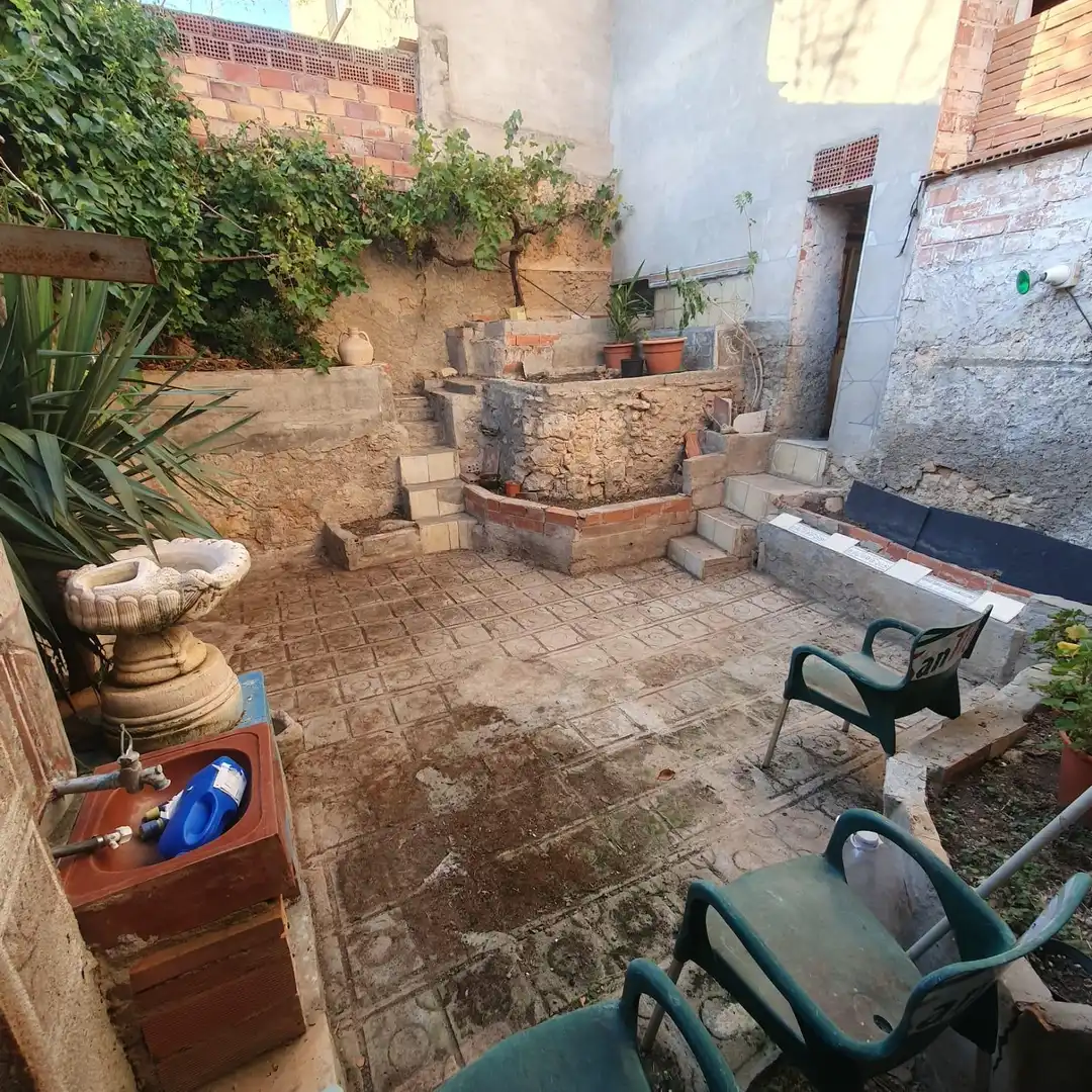 Terrassa de Finca rústica en venda en La Bisbal de Montsant amb Calefacció, Jardí privat i Traster