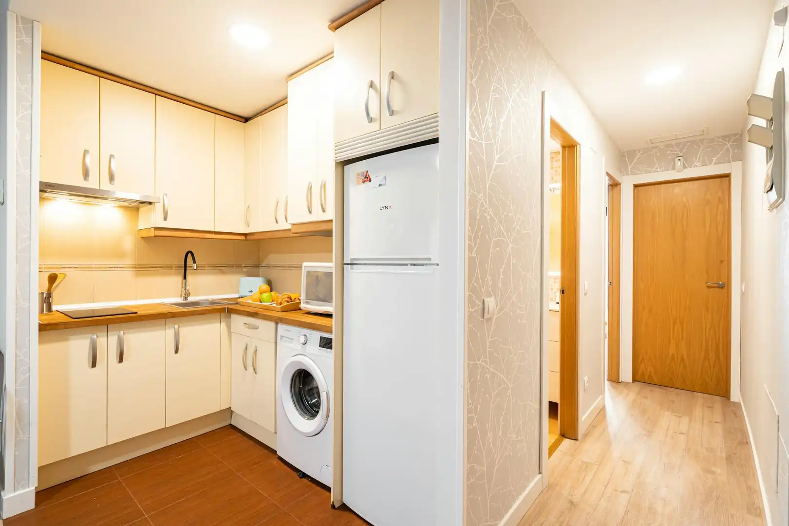 Kitchen of Flat for rent in Madrid  with Air Conditioner, Heating and Furnished