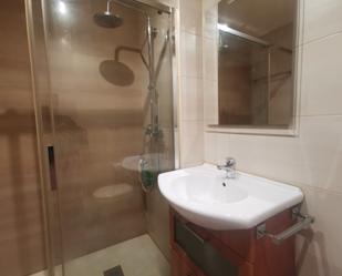 Bathroom of Flat for sale in Terradillos  with Heating, Furnished and Washing machine