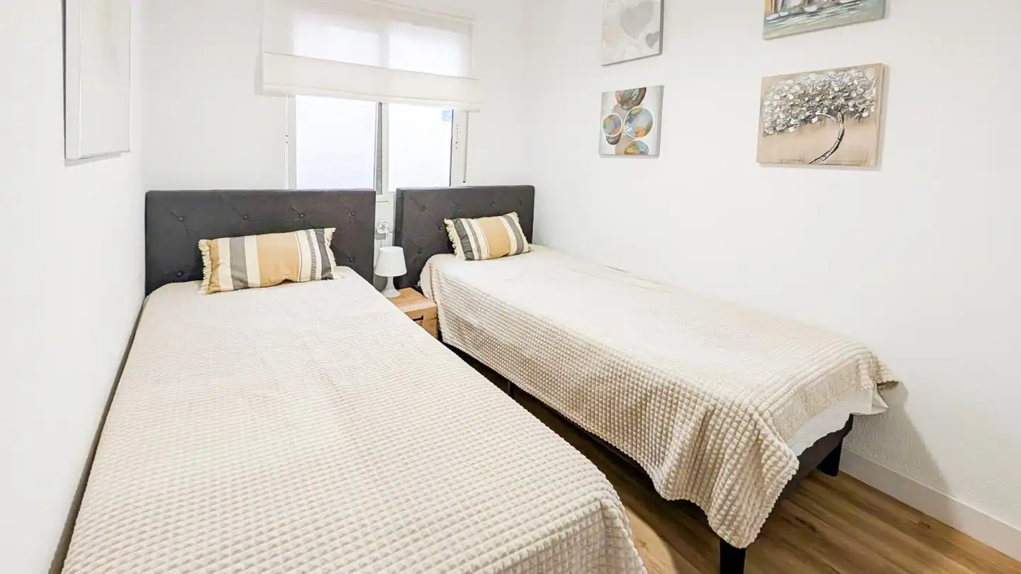 Habitación de Casa adosada en venta en Santa Pola con Terraza, Piscina y Piscina comunitaria