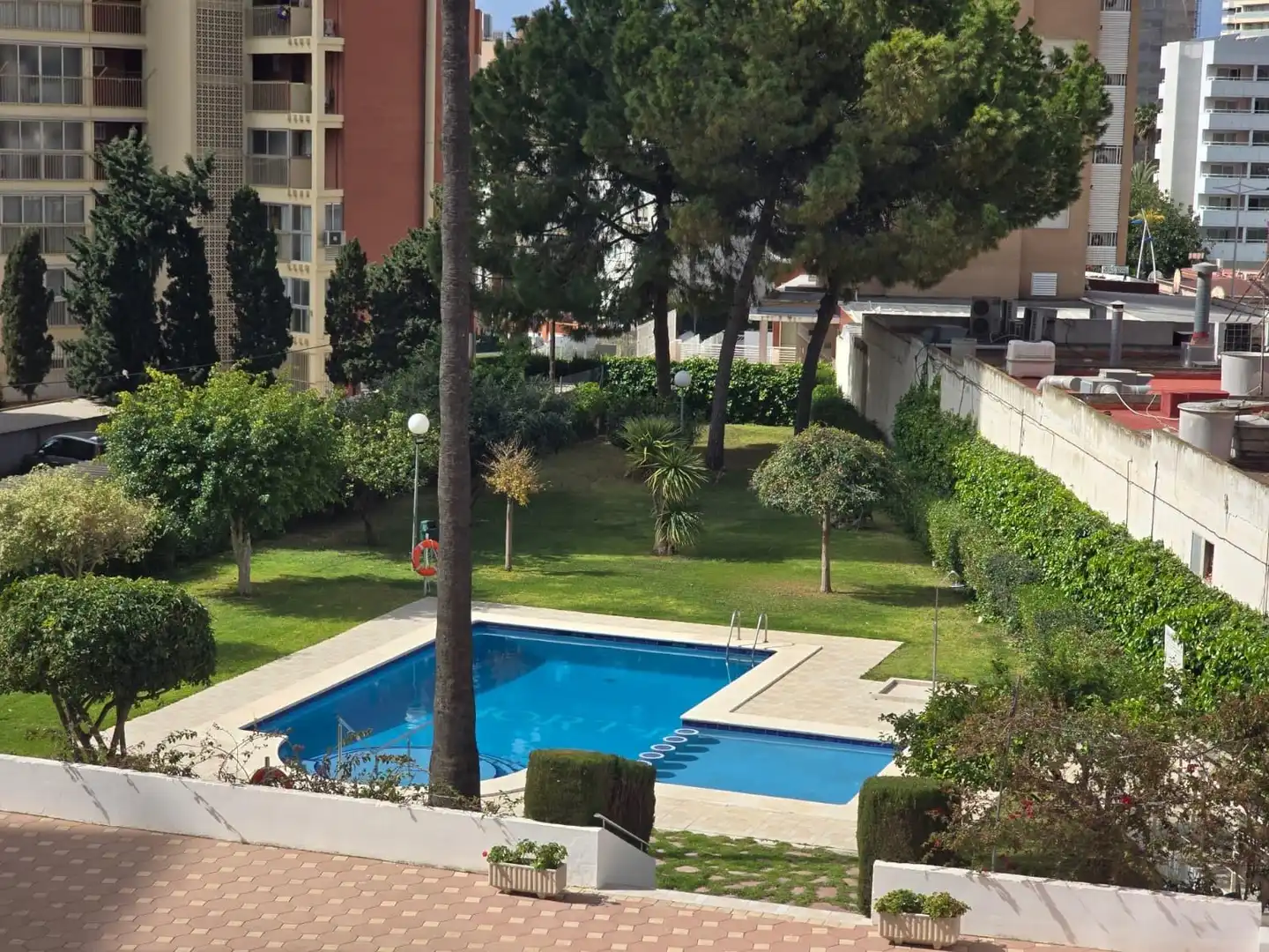 Swimming pool of Flat for rent in Benidorm  with Air Conditioner, Private garden and Terrace