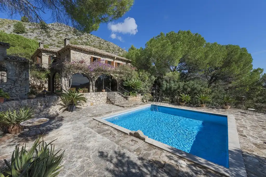 Maison rustique avec piscine à vendre à Pollença Poble