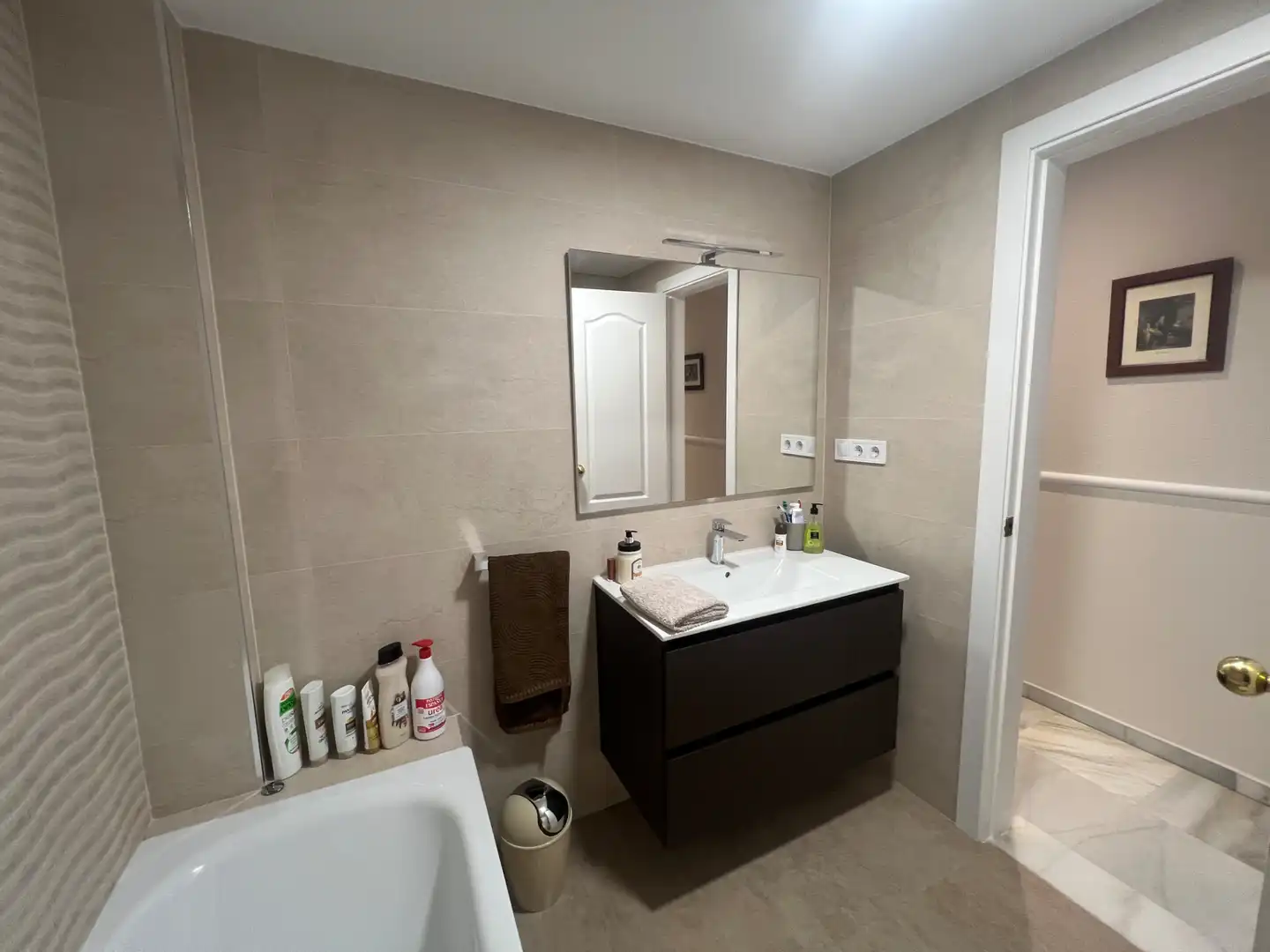 Bathroom of Flat for sale in Málaga  with Terrace and Community pool