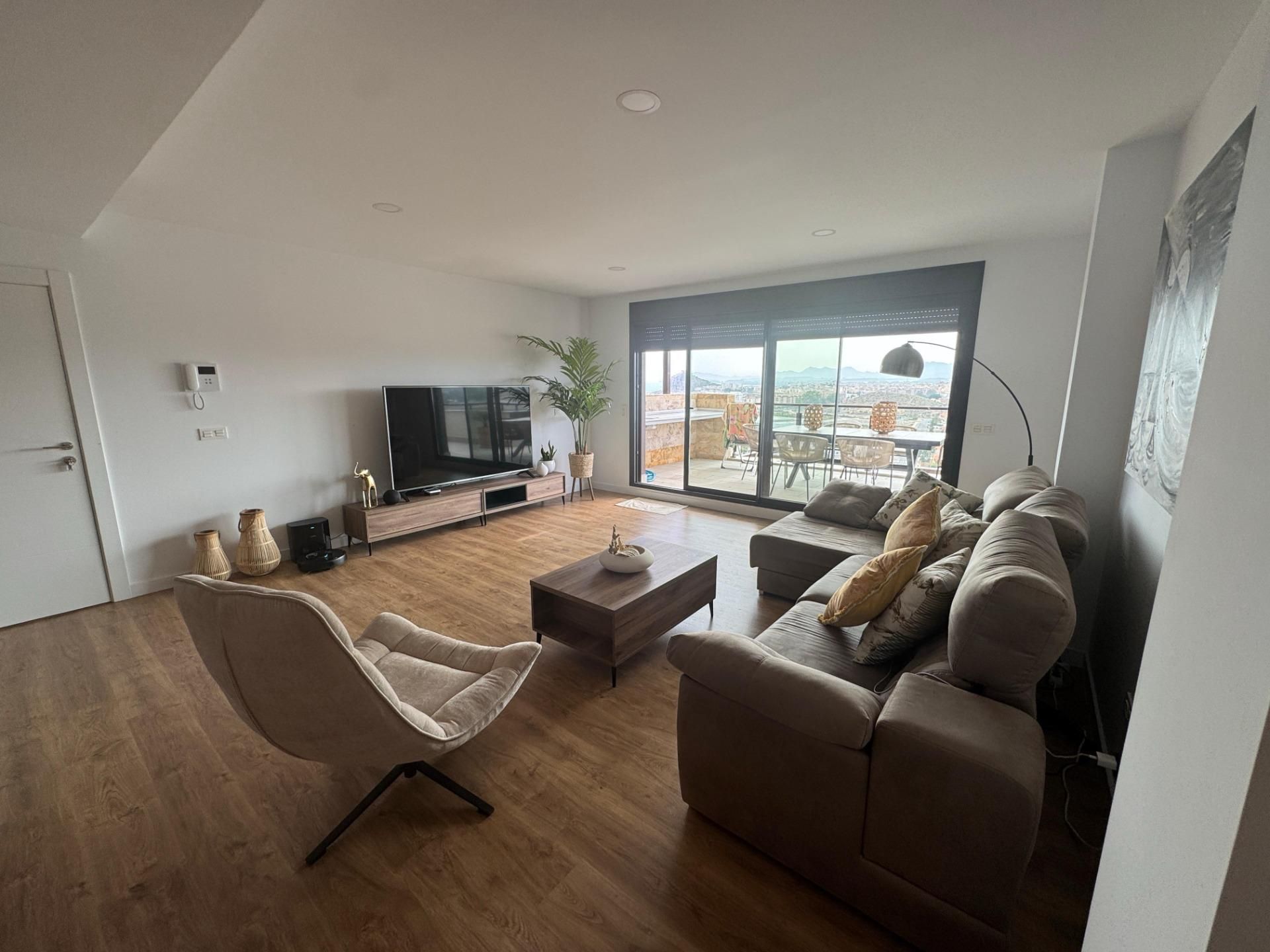 Living room of Flat to rent in Águilas  with Heating, Terrace and Balcony