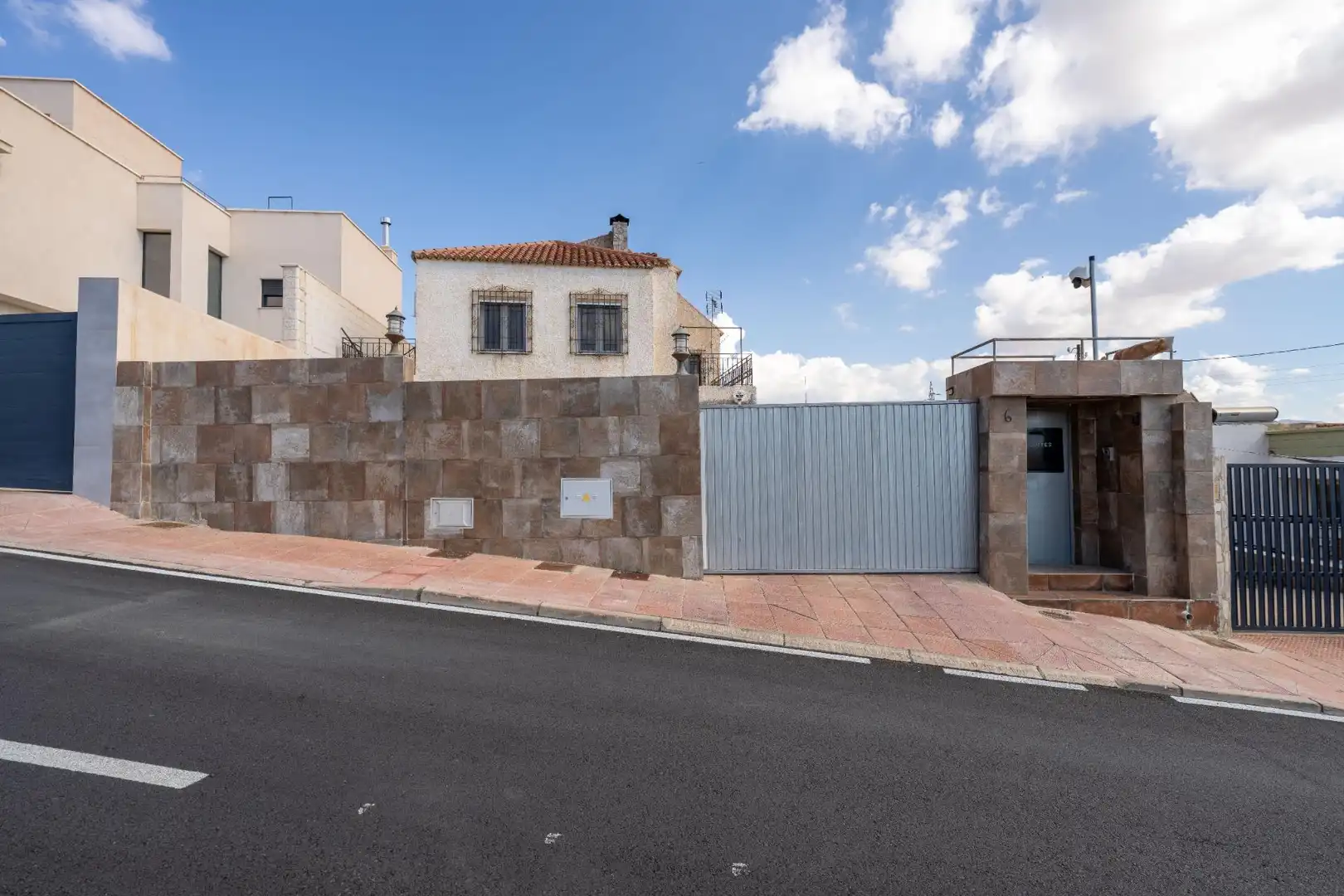 Casa amb piscina en venda a Avenida de Las Alpujarras 6, imagen 32