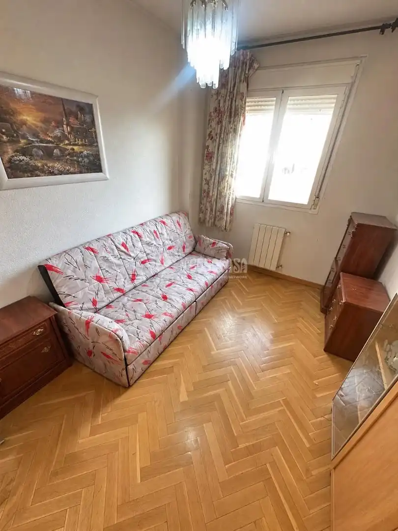 Habitación de Piso en venta en El Arroyo - La Fuente