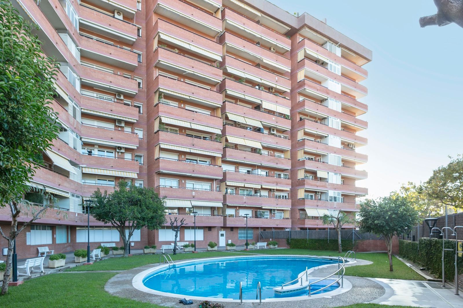 Piscina de Pis en venda en  Barcelona Capital amb Aire condicionat, Calefacció i Jardí privat