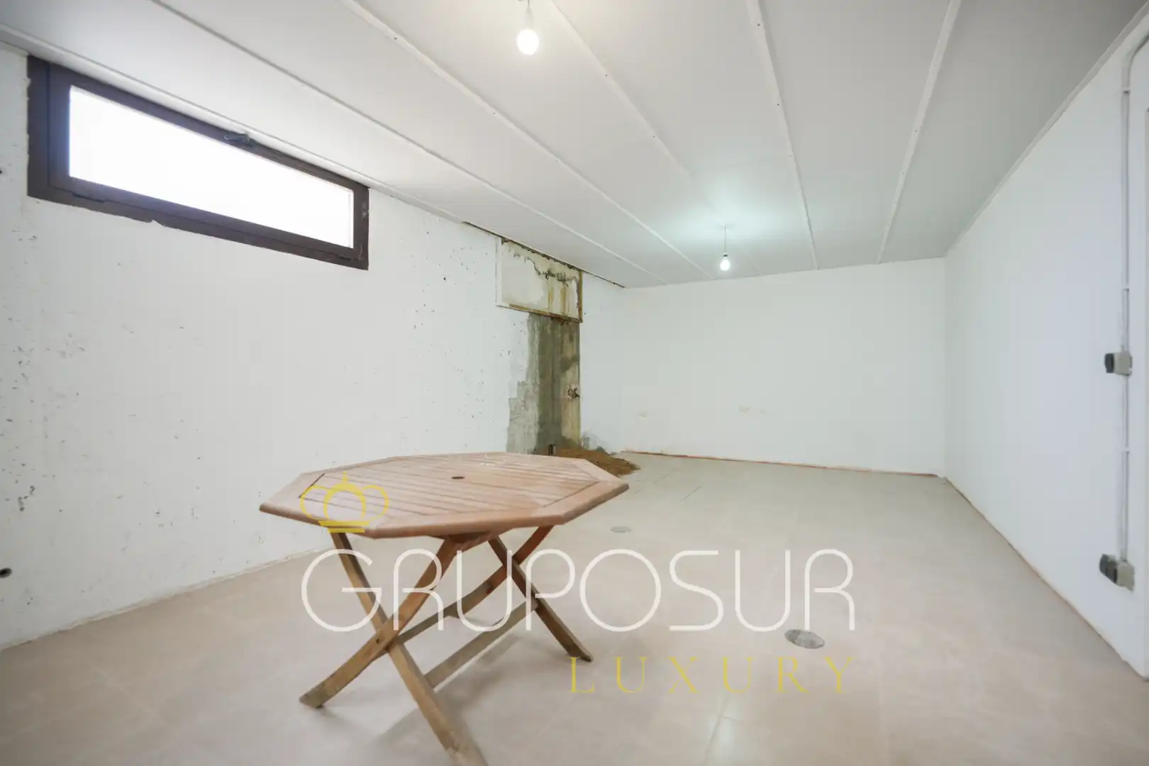 Einfamilien-Reihenhaus zum Verkauf in Valladolid mit Klimaanlage, Heizung und Terrasse