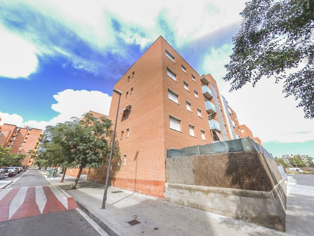 Vista exterior de Garatge en venda en Reus