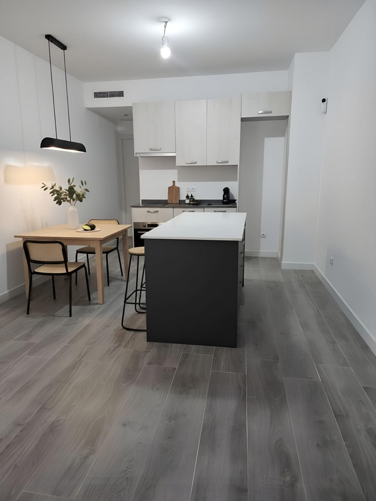 Kitchen of Planta baja for sale in  Madrid Capital  with Air Conditioner, Storage room and Alarm