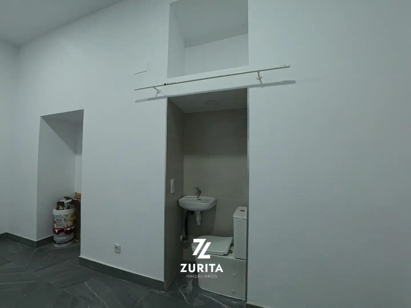 Local comercial de lloguer a Calle DE MUNDA 4, imagen 10