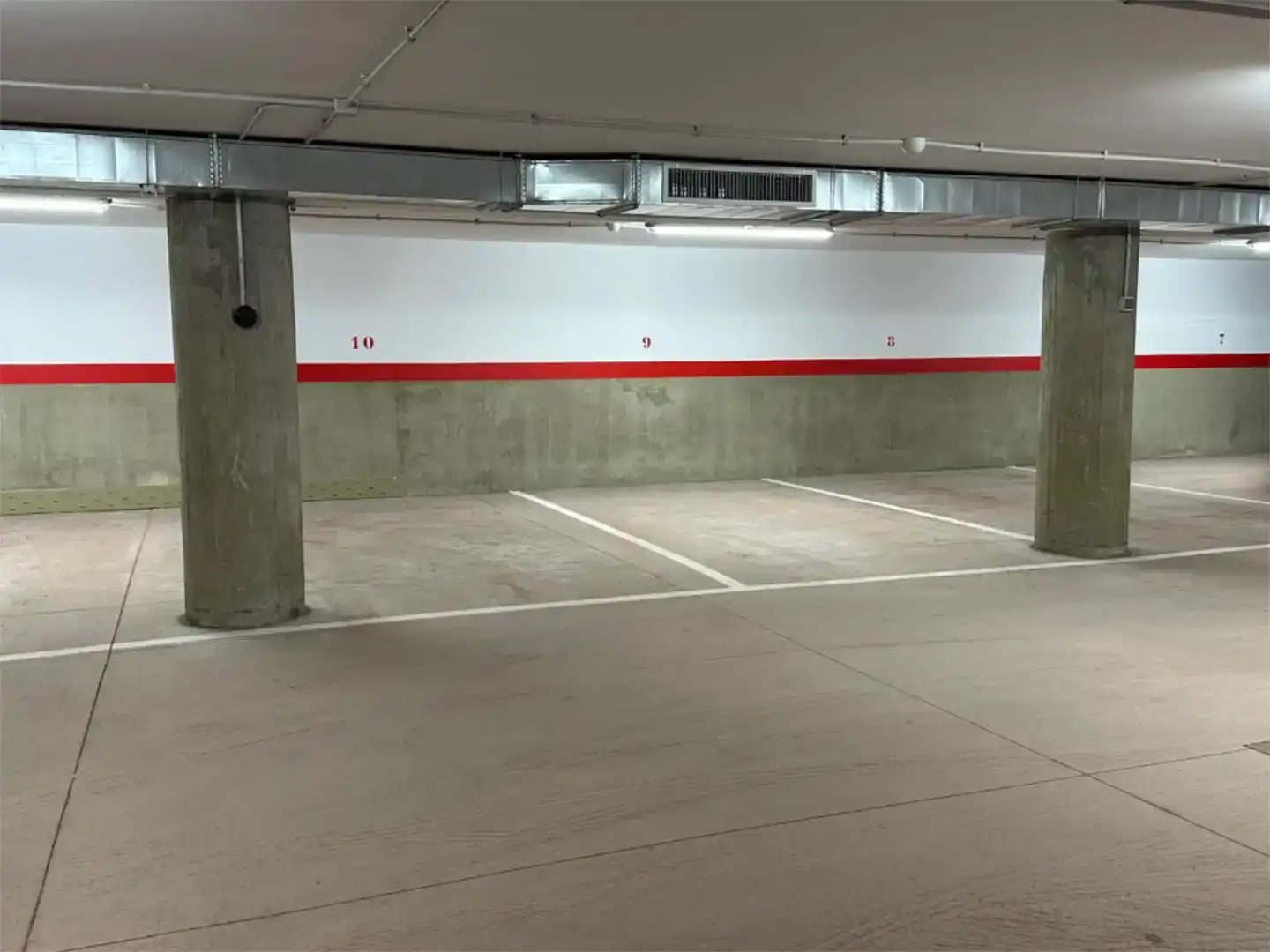 Parkplatz von Garage zur Miete in Ferrol