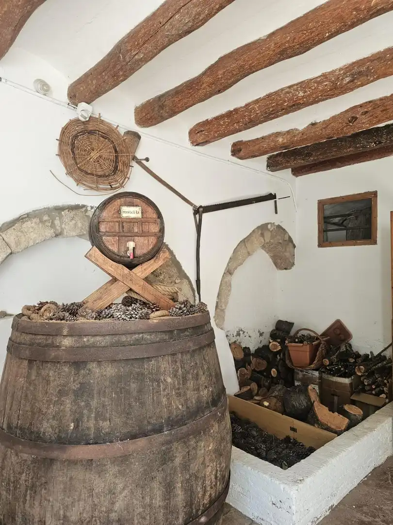 Casa rústica amb terrassa en venda a Carrer Carrer Raval, imagen 8